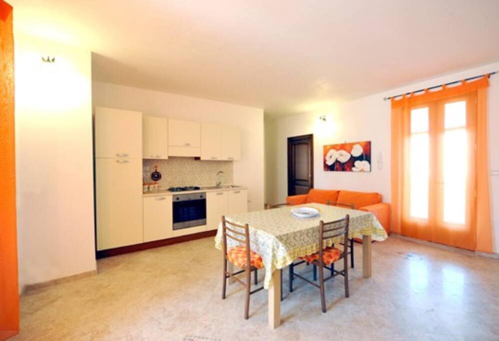 Casa Vacanze La Casa Di Katia Castro  Bagian luar foto